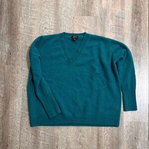 J. crew women’s Teal blue cashmere V-Neck Sweater semi cropped
